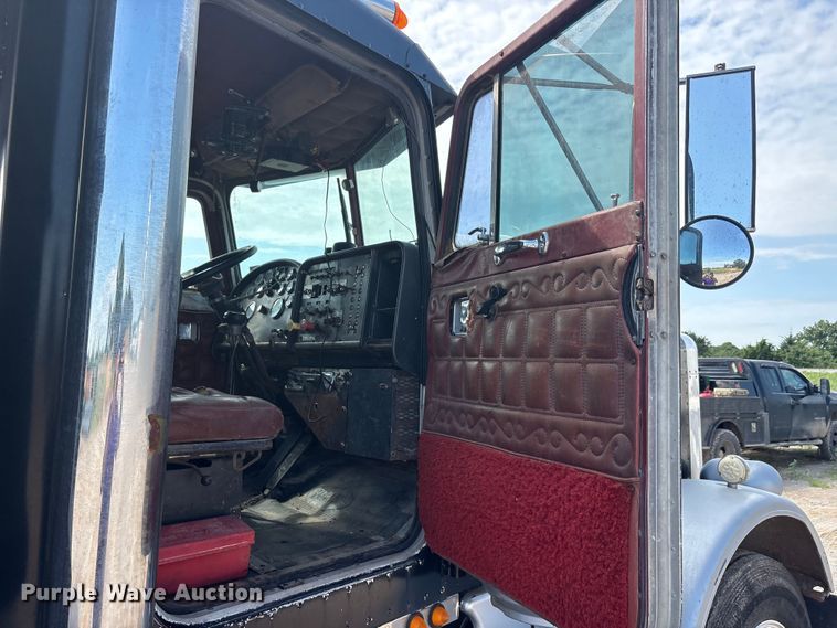 image for item EU5707 1983 Peterbilt 359 dump truck