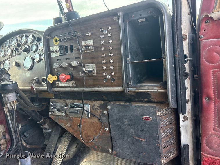 image for item EU5707 1983 Peterbilt 359 dump truck