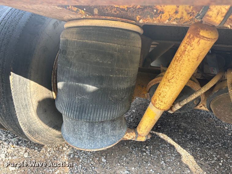 image for item EU5708 1979 Load king 353DF lowboy equipment trailer