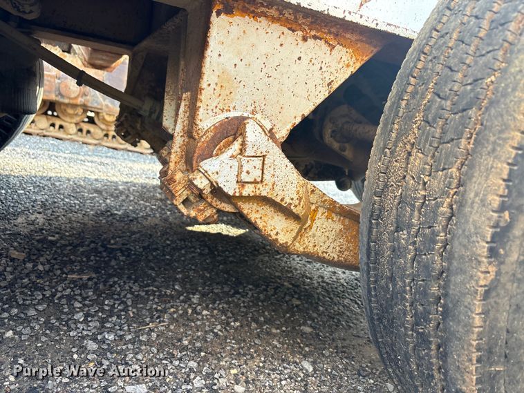 image for item EU5708 1979 Load king 353DF lowboy equipment trailer