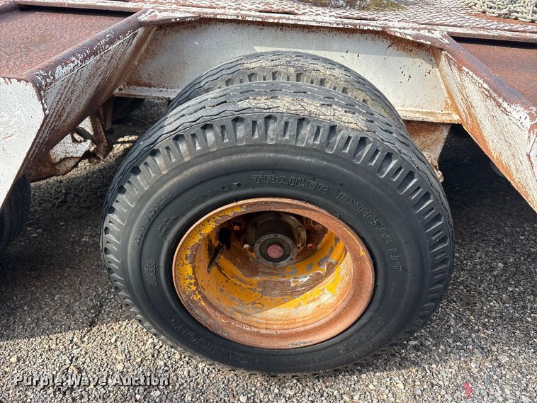 image for item EU5708 1979 Load king 353DF lowboy equipment trailer