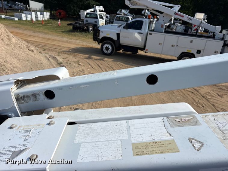 image for item EU5777 2017 RAM 5500 bucket truck