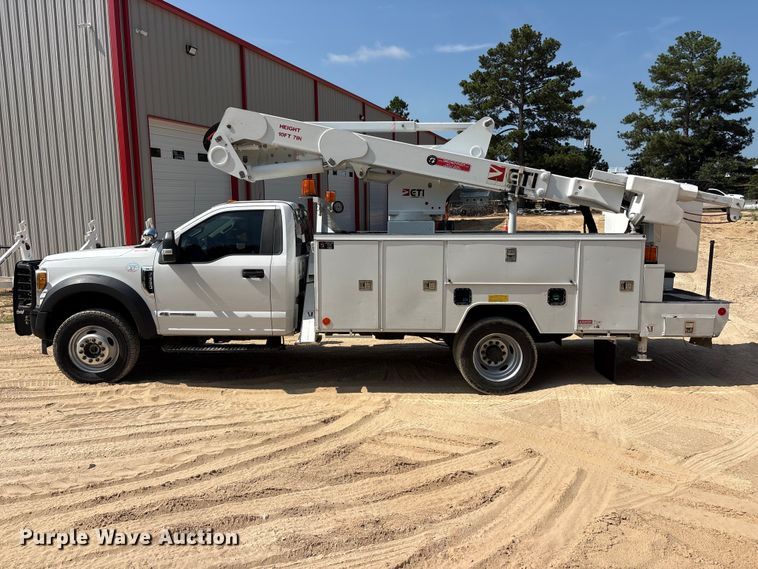 image for item EU5778 2017 Ford F550 bucket truck