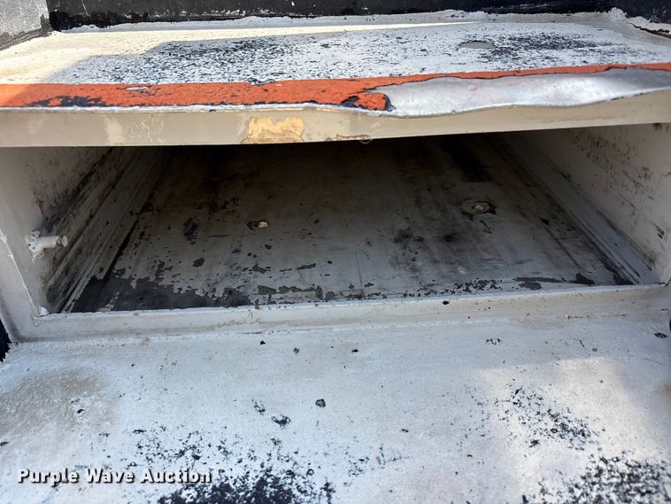 image for item EU5778 2017 Ford F550 bucket truck