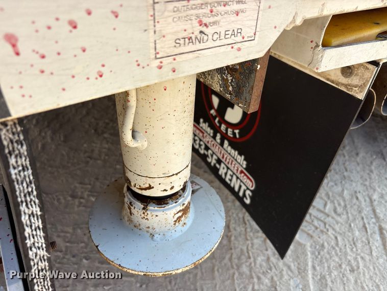 image for item EU5778 2017 Ford F550 bucket truck