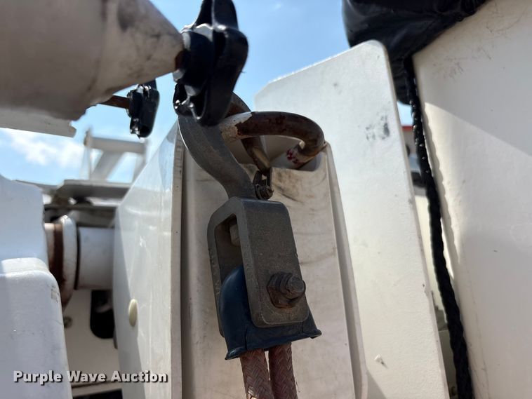 image for item EU5778 2017 Ford F550 bucket truck