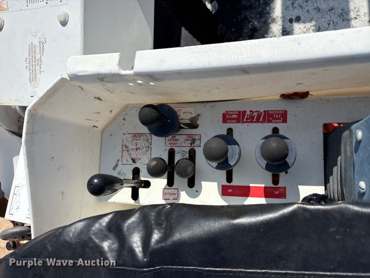 image for item EU5778 2017 Ford F550 bucket truck