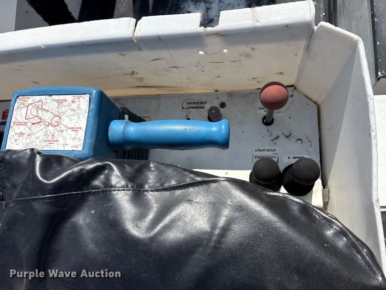 image for item EU5778 2017 Ford F550 bucket truck