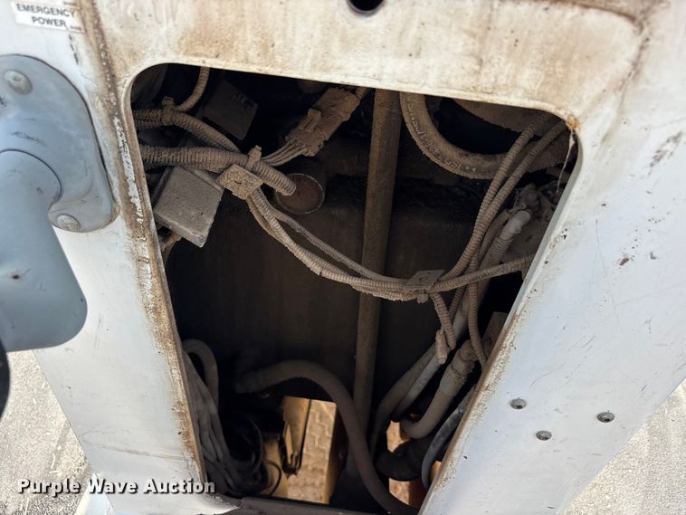 image for item EU5778 2017 Ford F550 bucket truck