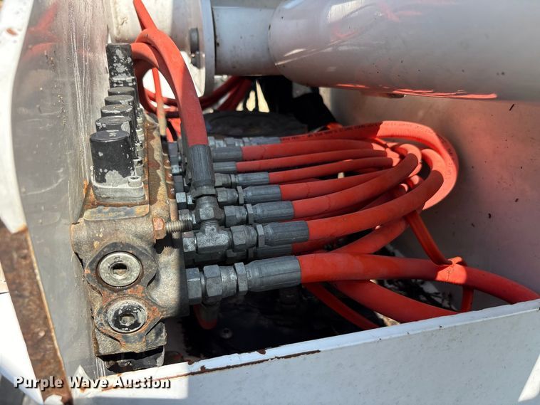 image for item EU5778 2017 Ford F550 bucket truck