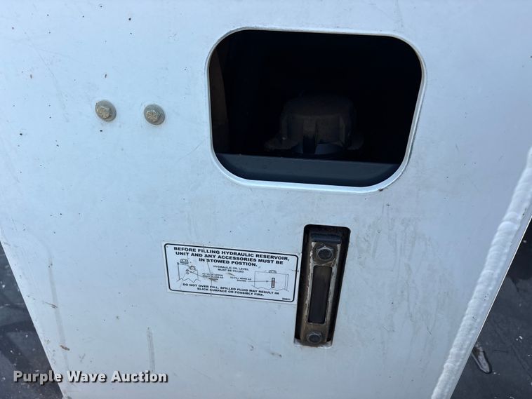 image for item EU5778 2017 Ford F550 bucket truck