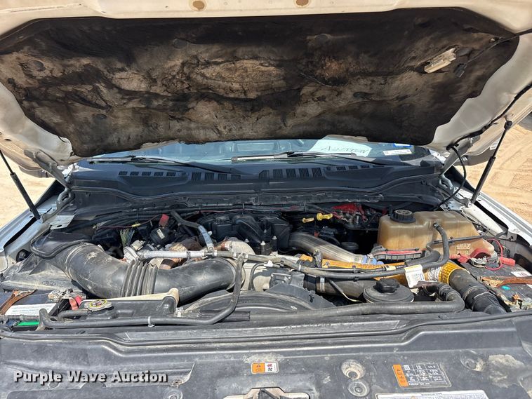 image for item EU5778 2017 Ford F550 bucket truck