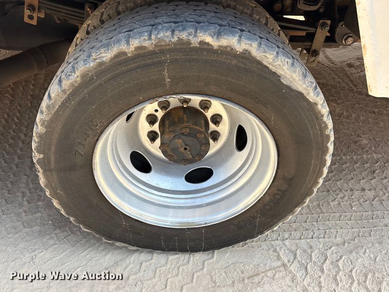 image for item EU5778 2017 Ford F550 bucket truck