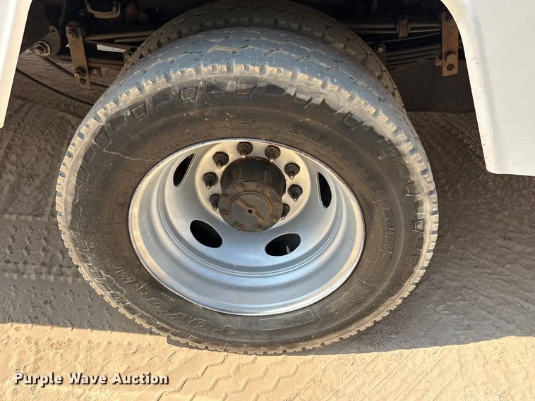 image for item EU5778 2017 Ford F550 bucket truck