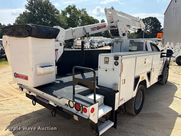 image for item EU5779 2019 Ford F550 bucket truck