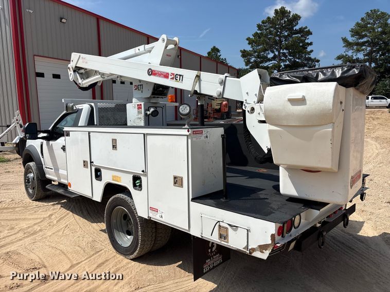 image for item EU5779 2019 Ford F550 bucket truck