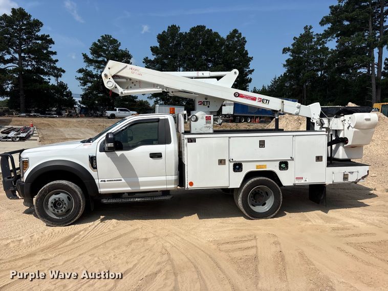 image for item EU5779 2019 Ford F550 bucket truck