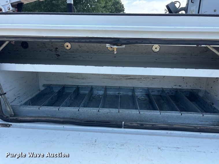 image for item EU5779 2019 Ford F550 bucket truck