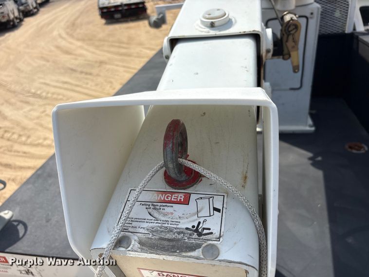 image for item EU5779 2019 Ford F550 bucket truck