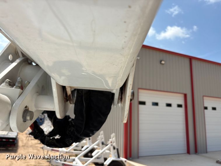 image for item EU5779 2019 Ford F550 bucket truck