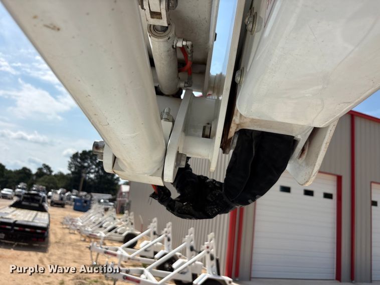 image for item EU5779 2019 Ford F550 bucket truck