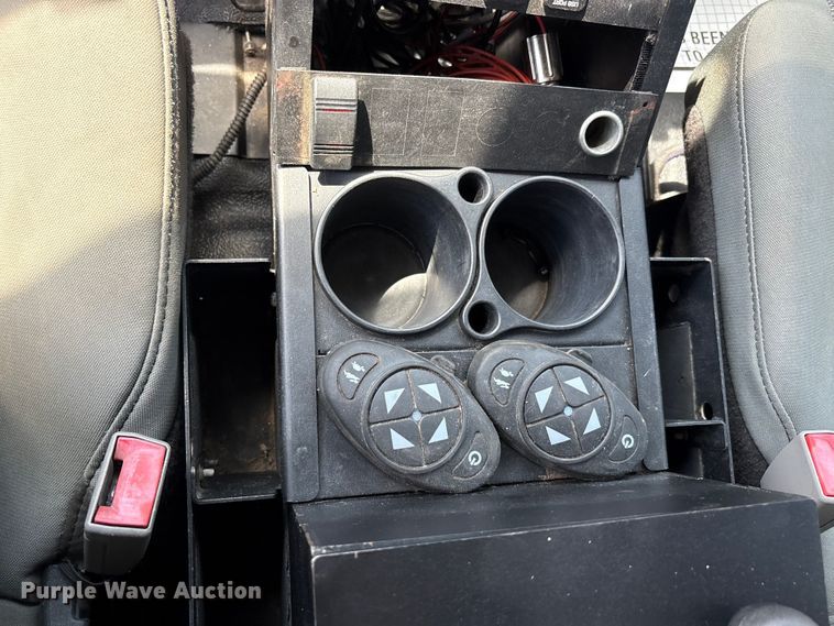 image for item EU5779 2019 Ford F550 bucket truck
