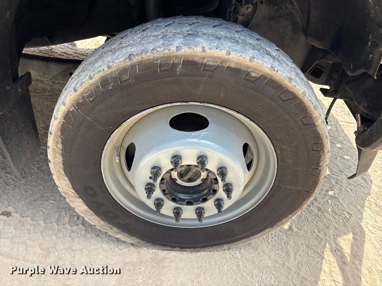 image for item EU5779 2019 Ford F550 bucket truck