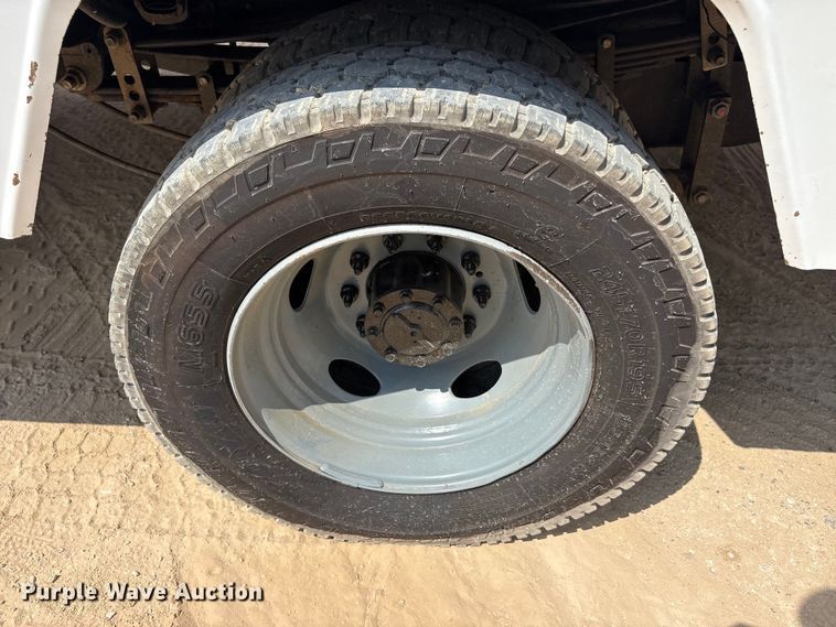 image for item EU5779 2019 Ford F550 bucket truck