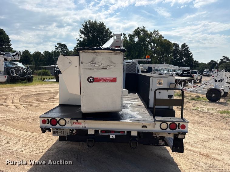 image for item EU5780 2019 Chevrolet GM515 bucket truck