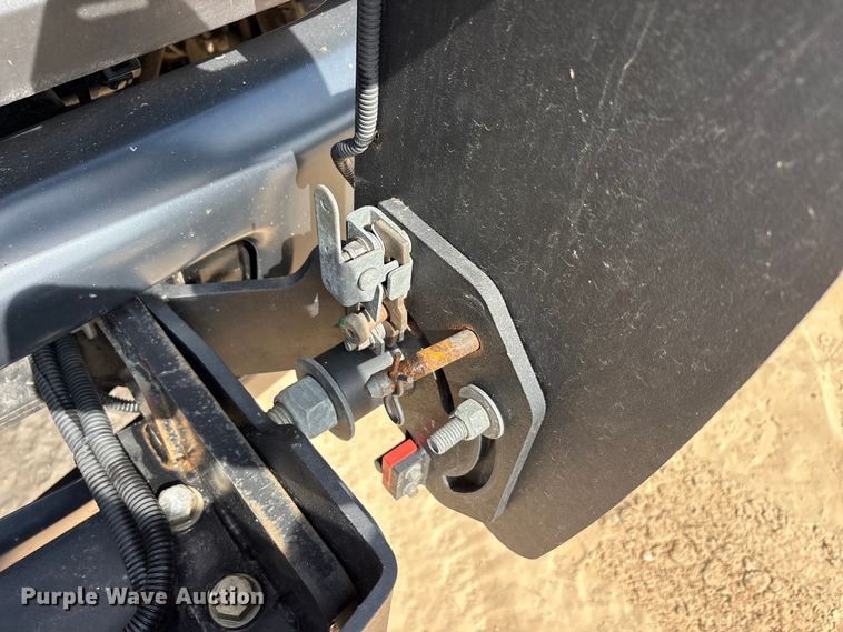 image for item EU5780 2019 Chevrolet GM515 bucket truck