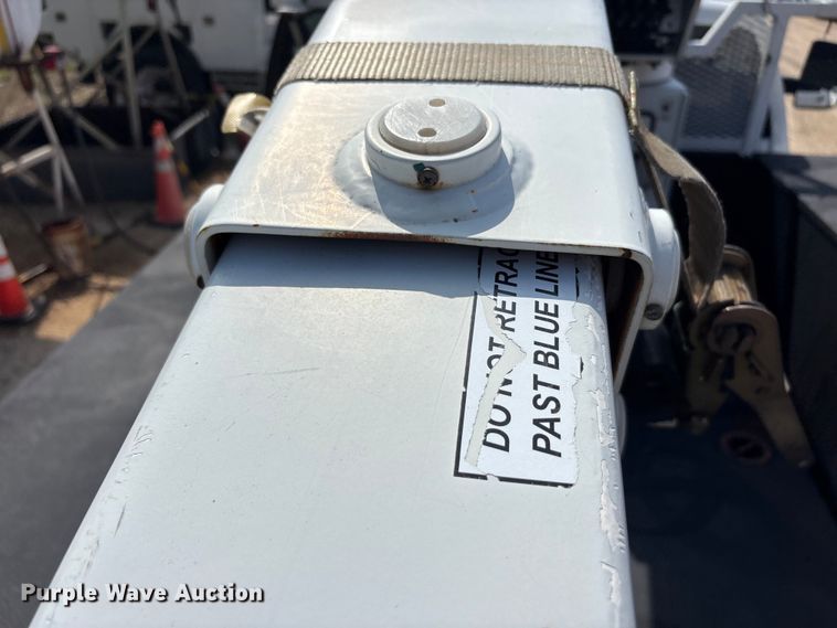 image for item EU5780 2019 Chevrolet GM515 bucket truck