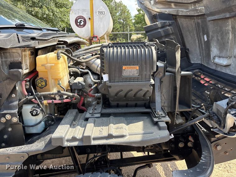 image for item EU5780 2019 Chevrolet GM515 bucket truck