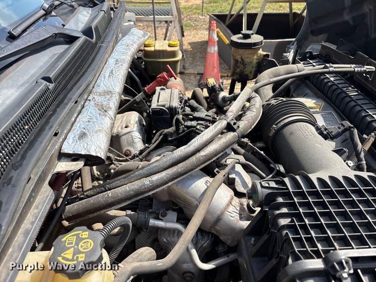 image for item EU5780 2019 Chevrolet GM515 bucket truck