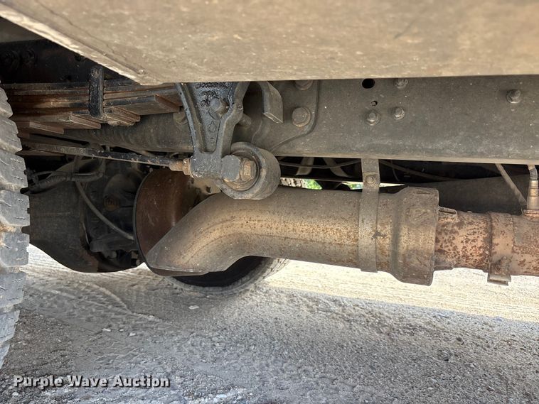 image for item EU5780 2019 Chevrolet GM515 bucket truck