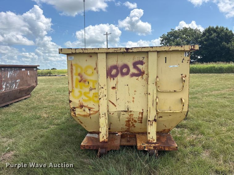 image for item EU5814 Roll-off dumpster
