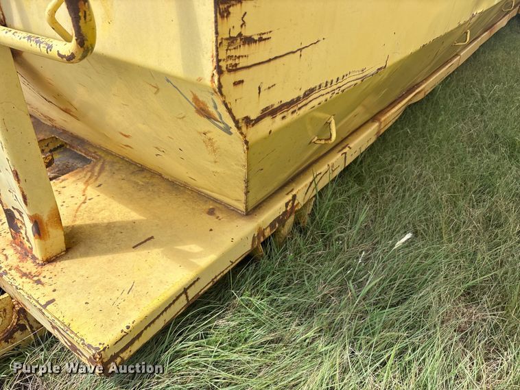 image for item EU5820 Roll offs  roll-off dumpster