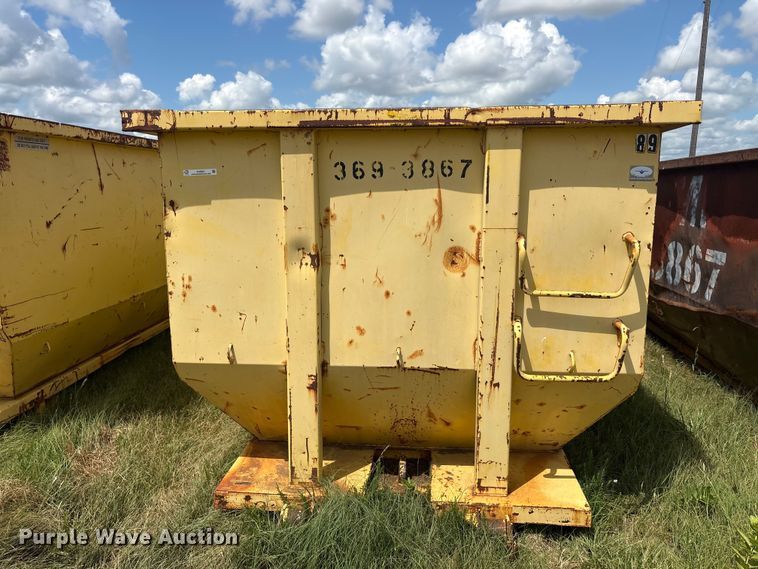 image for item EU5821 Roll offs roll-off dumpster