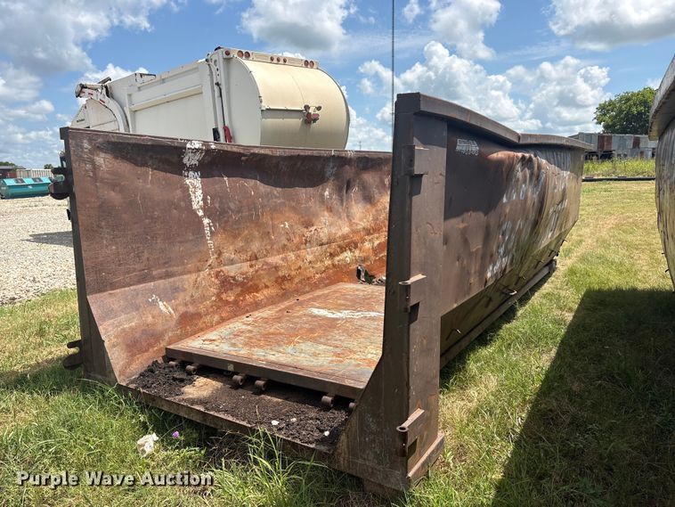image for item EU5823 Wastequip May Fab roll-off dumpster
