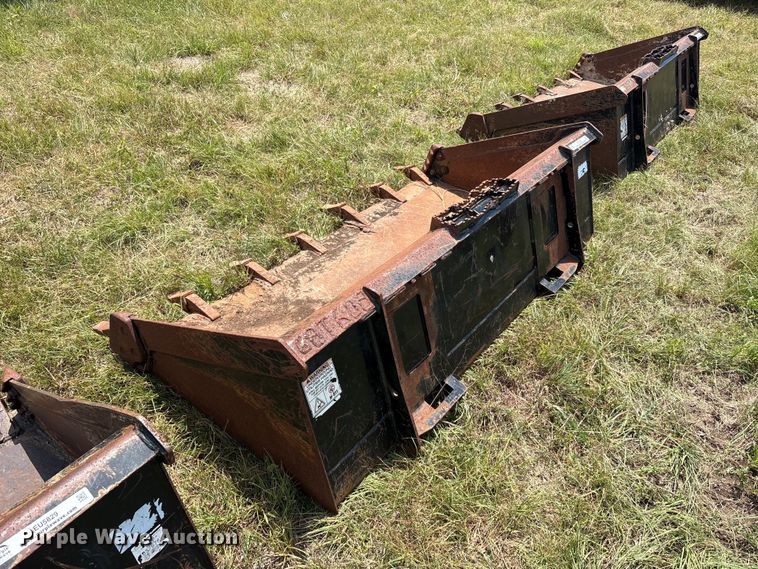 image for item EU5828 skid steer bucket