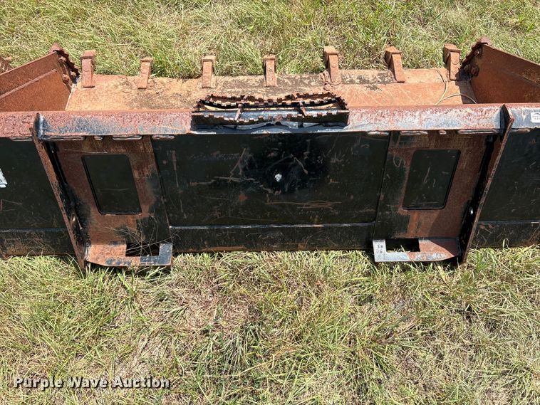 image for item EU5828 skid steer bucket