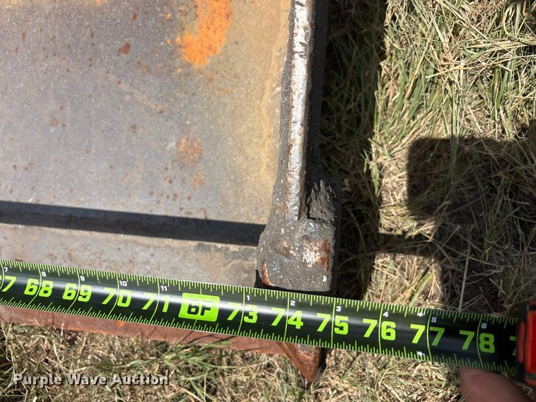 image for item EU5831 skid steer bucket