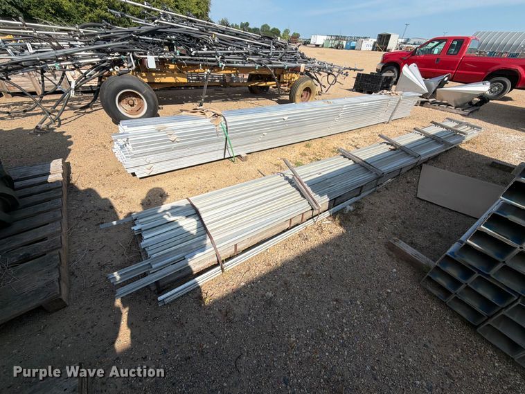 image for item EU5836 (100) pieces of aluminum t metal