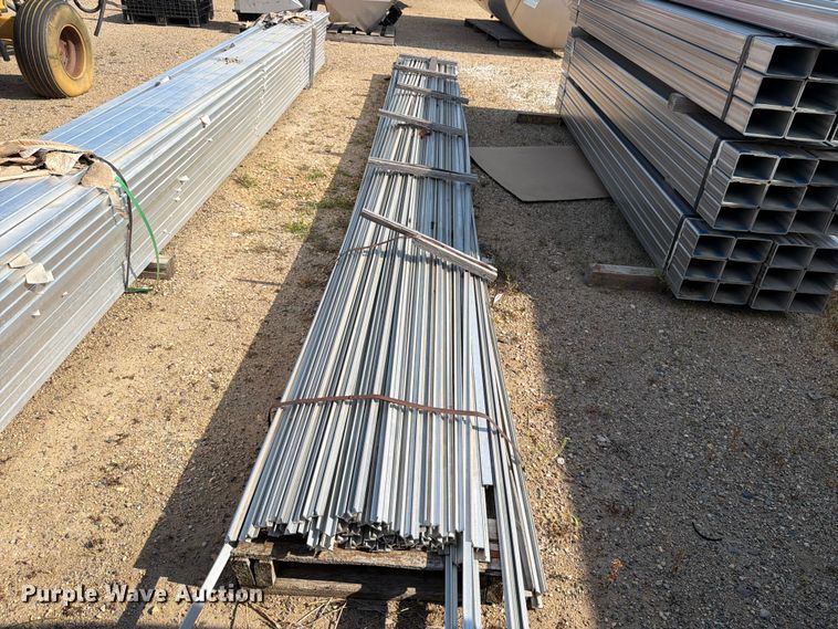 image for item EU5836 (100) pieces of aluminum t metal