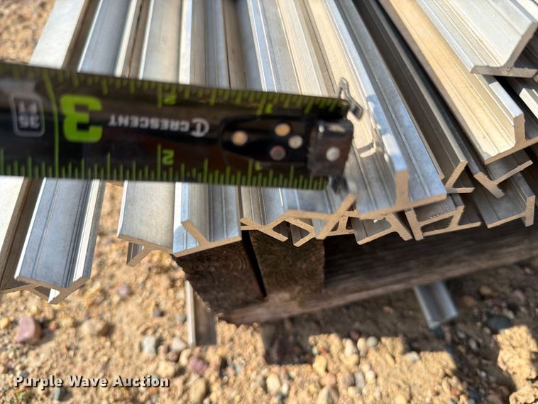image for item EU5836 (100) pieces of aluminum t metal
