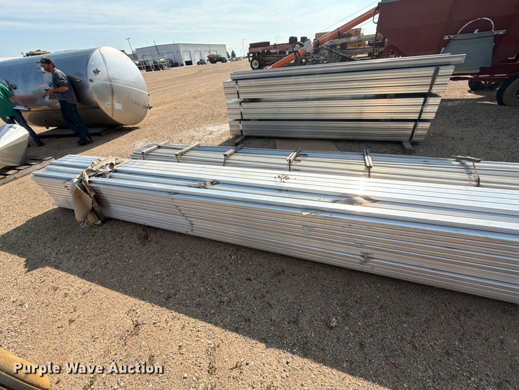 image for item EU5837 (106) joints of rectangular tubing