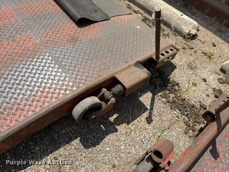 image for item EU5874 Woodfard mfg portable loading dock ramps