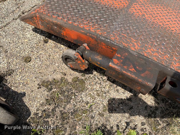 image for item EU5874 Woodfard mfg portable loading dock ramps