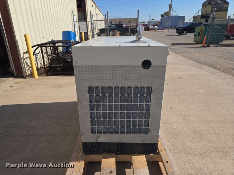 image for item EW0469 Cummins GGMB-1400104 generator