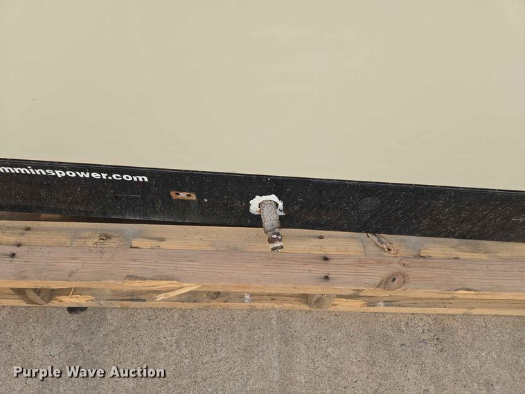 image for item EW0469 Cummins GGMB-1400104 generator