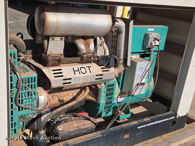 image for item EW0469 Cummins GGMB-1400104 generator